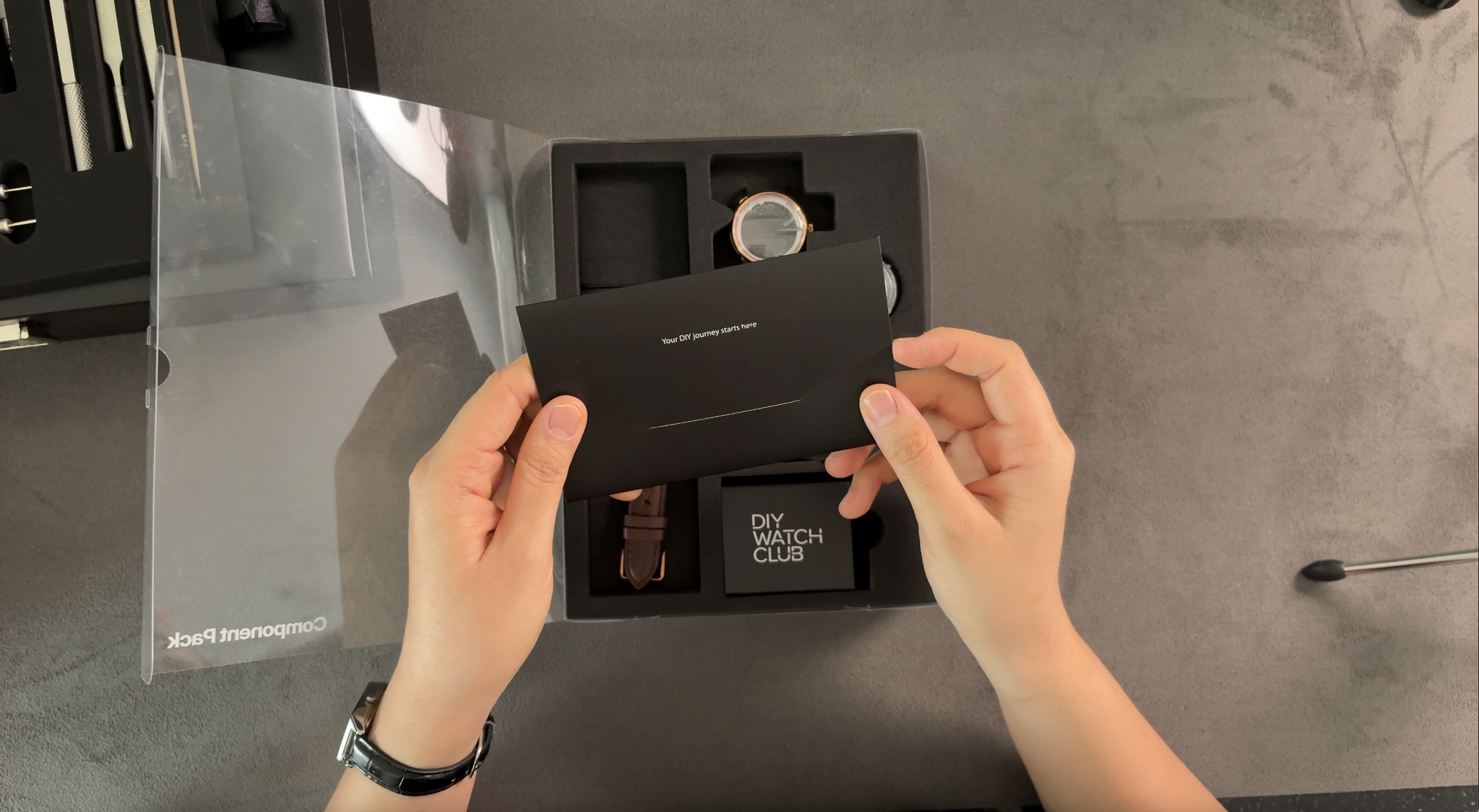 Unboxing DIY Watch Club Watcmaking Kit Mosel 35mm Component Pack
